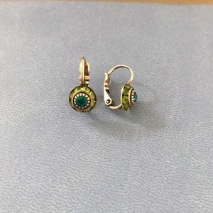 Vintage small clasp earrings
